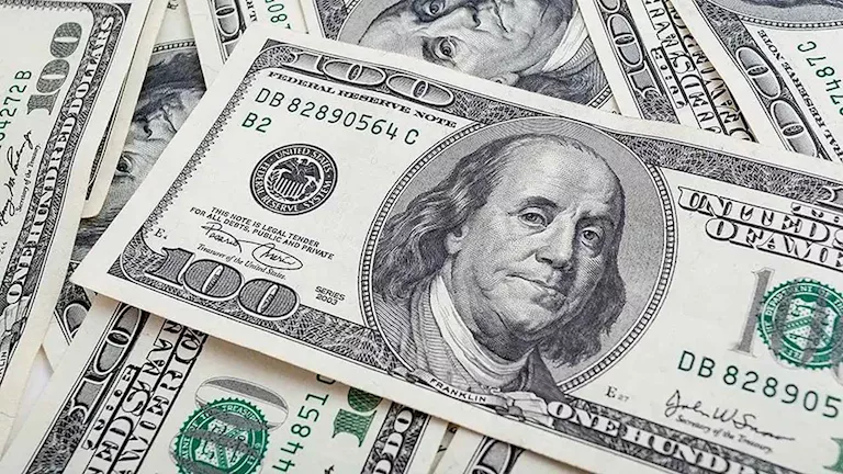ارتفع في 10 بنوك.. سعر الدولار مقابل الجنيه مع نهاية تعاملات اليوم الخميس