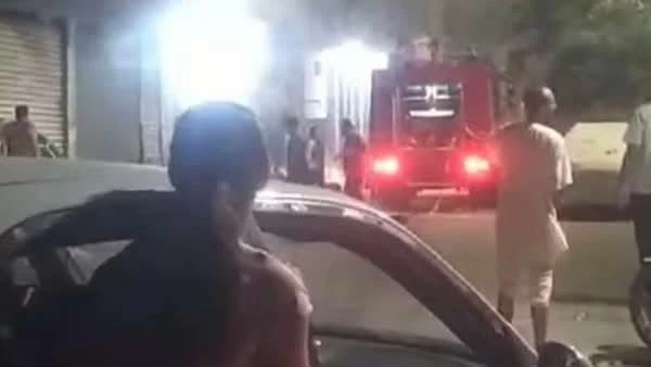 دون وفيات أو إصابات.. السيطرة على حريق بمخزن  دار تحسين الصحة لرعاية الأيتام ببورسعيد