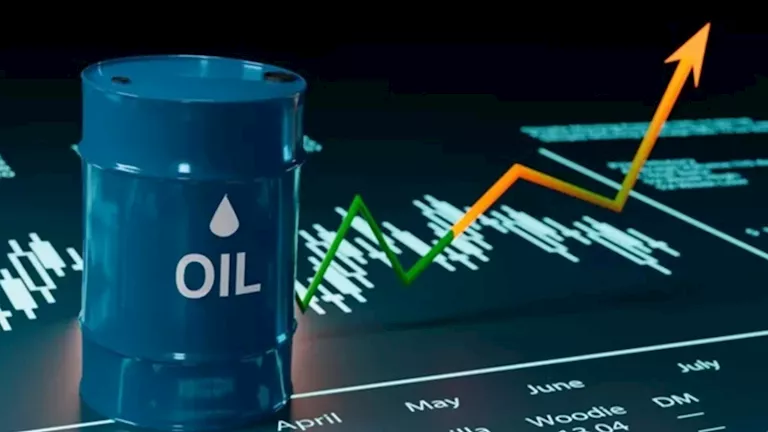 أكثر من 2%.. ارتفاع أسعار النفط اليوم الاثنين بعد هجوم أمريكا على جزيرة لارك