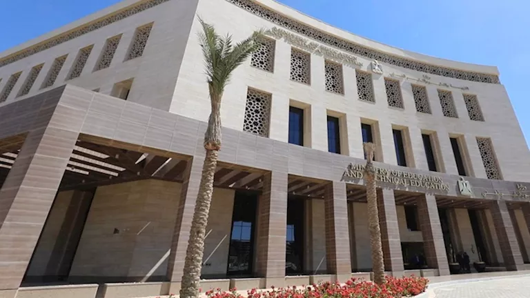 10.60 جنيه للتأمين و5 جنيهات لصندوق الشهداء.. تفاصيل الرسوم الجديدة بالمدارس الخاصة