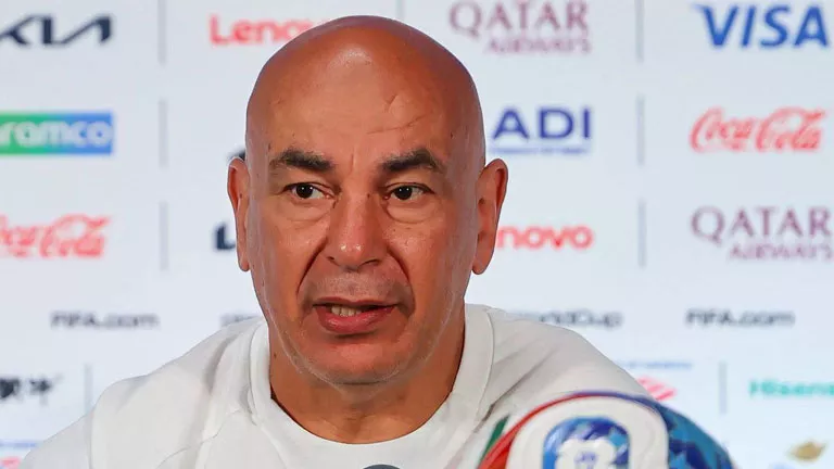 حسام حسن ومحمد هاني يتحدثان في مؤتمر صحفي قبل مباراة مصر وأنجولا