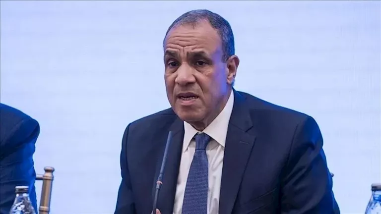 وزير الخارجية ونظيره البريطاني يبحثان تطورات القضية الفلسطينية