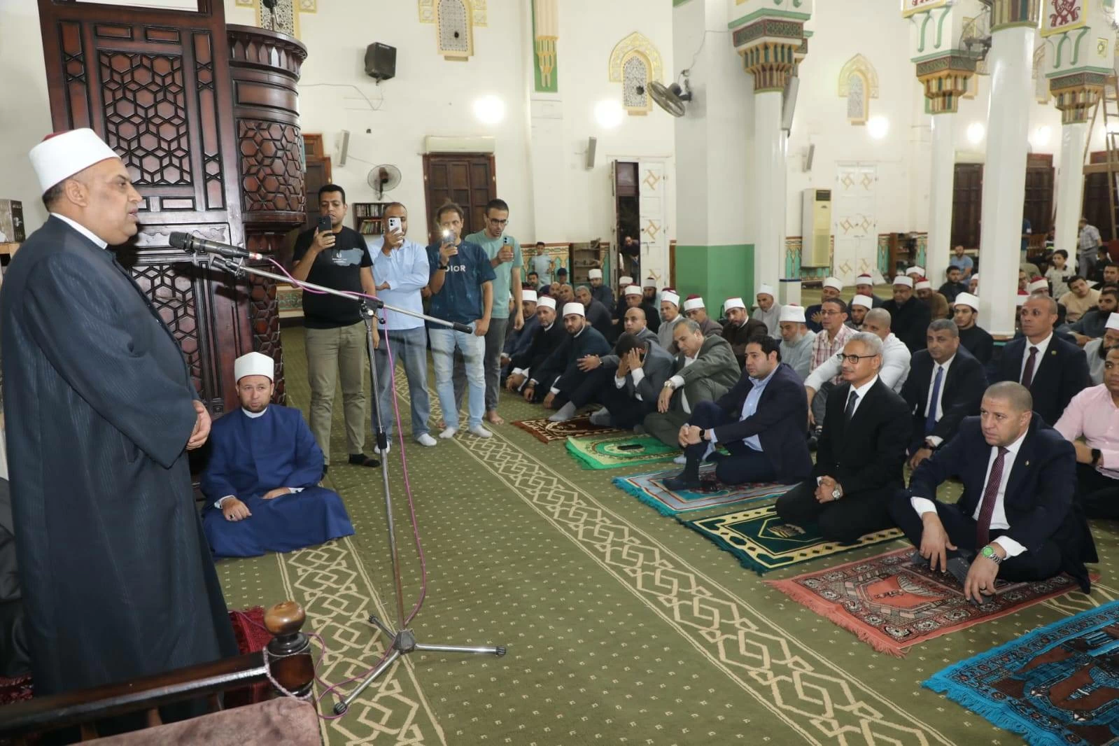 «بتلاوة القرآن والابتهالات».. «الأوقاف» تحيى «المولد النبوى» من مسجد عمر بن عبد العزيز ببنى سويف