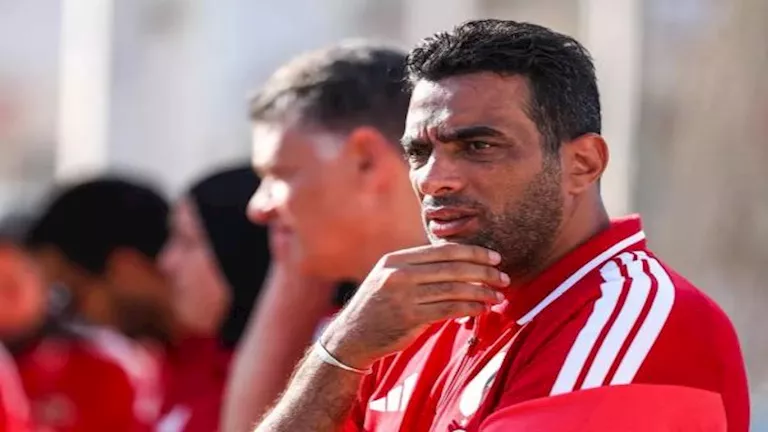 عقوبة ثم تظلم ثم إلغاء.. ماذا حدث في أزمة شادي محمد بعد قمة الأهلي والزمالك؟