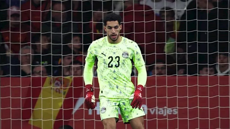 "وراه أم مصدقه حلمه".. رسالة مؤثرة من أحمد شوبير إلى نجله مصطفى بعد وداع كأس العالم