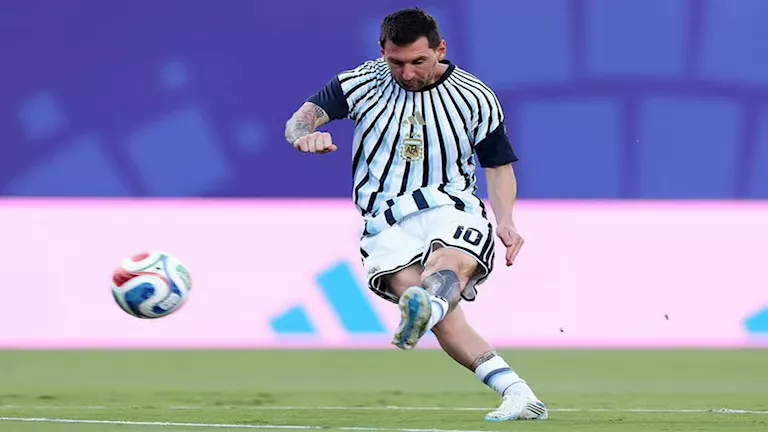 صدفة أم فأل حسن.. لماذا كرر ميسي رسالة تتويجه بكأس العالم 2022؟ 